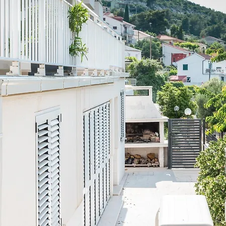 Διαμέρισμα Vdl *