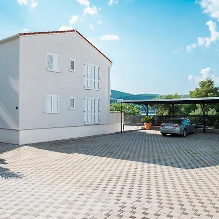 Vdl Апартаменты *